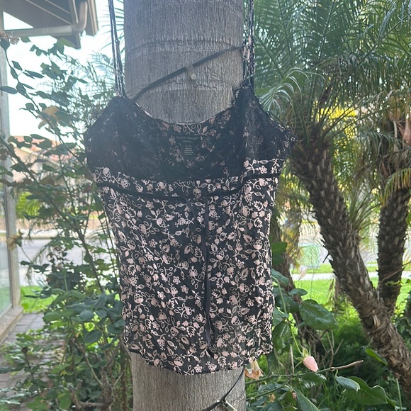 Guess Black and White Lace Bustier Camisole - Picture 1 of 6